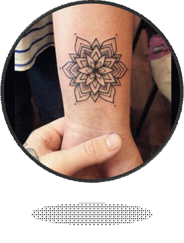 476866-unikalne-tatuaze-dla-kobiet-20-supermodnych-motywow.jpg